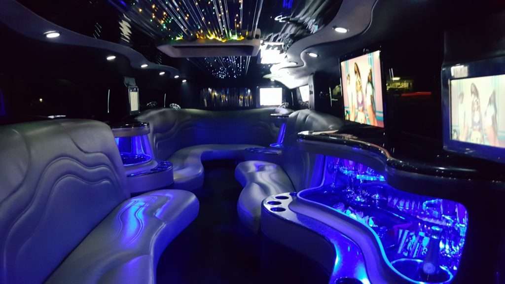 Hummerinterior-1024x576-1-1