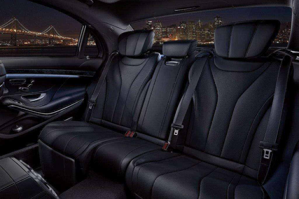 Mercedes-_Benz_s550_Interior_02
